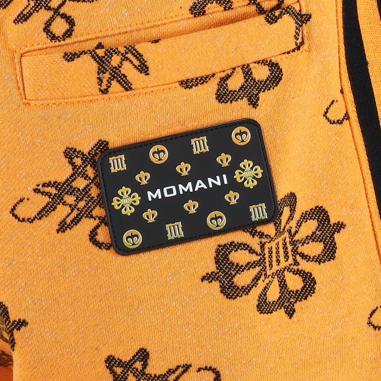 momani orange short